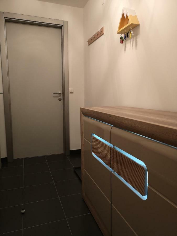 Apartma Lucijana มอยสตรานา ภายนอก รูปภาพ