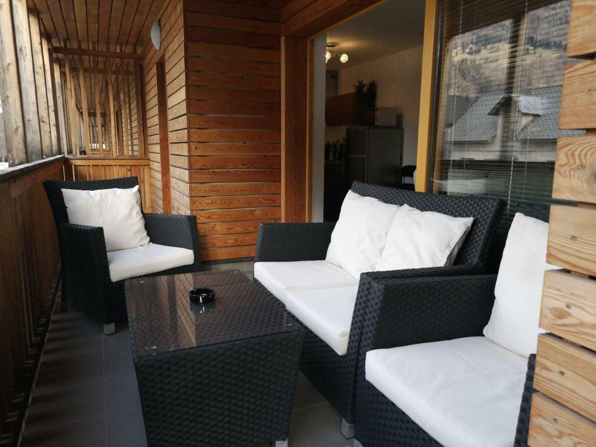 Apartma Lucijana มอยสตรานา ภายนอก รูปภาพ